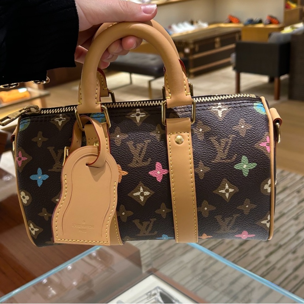 Louis Vuitton Keepall 25 Tyler Collection. 💗⚡️